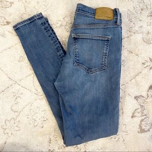 Denim Forum Nico Mid Rise Skinny Jeans Size 28
